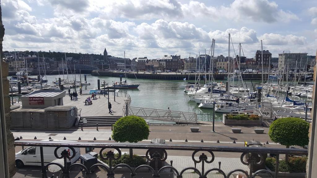 Colbert Dieppe Exterior foto
